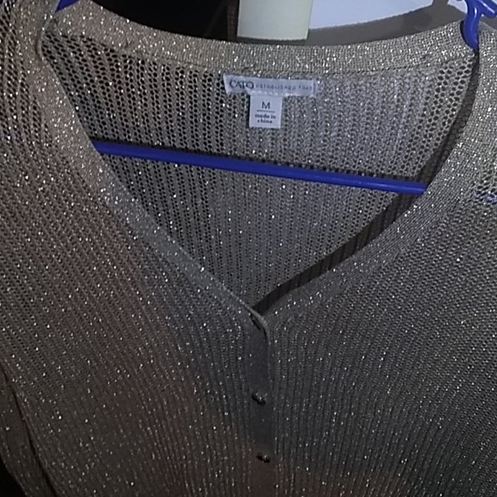 Sweater - Picture 4 of 4